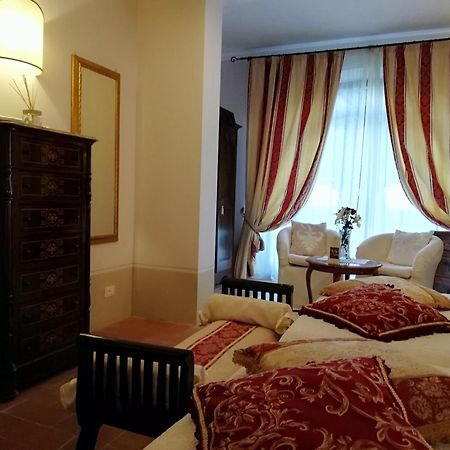 Villa La Valiana - Full Estate In Montepulciano - Heated Pool Valiano Room photo