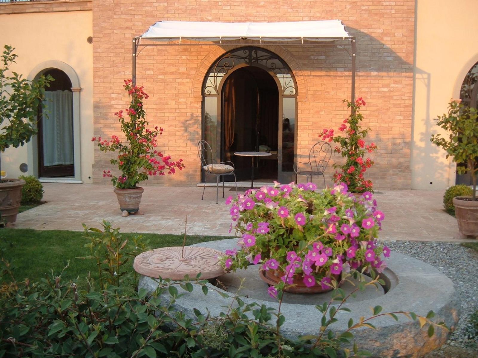 Villa La Valiana - Full Estate In Montepulciano - Heated Pool Valiano Room photo